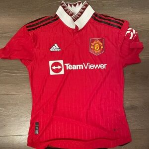 Man United 2021/22 season jersey. In good condition but no tag.
